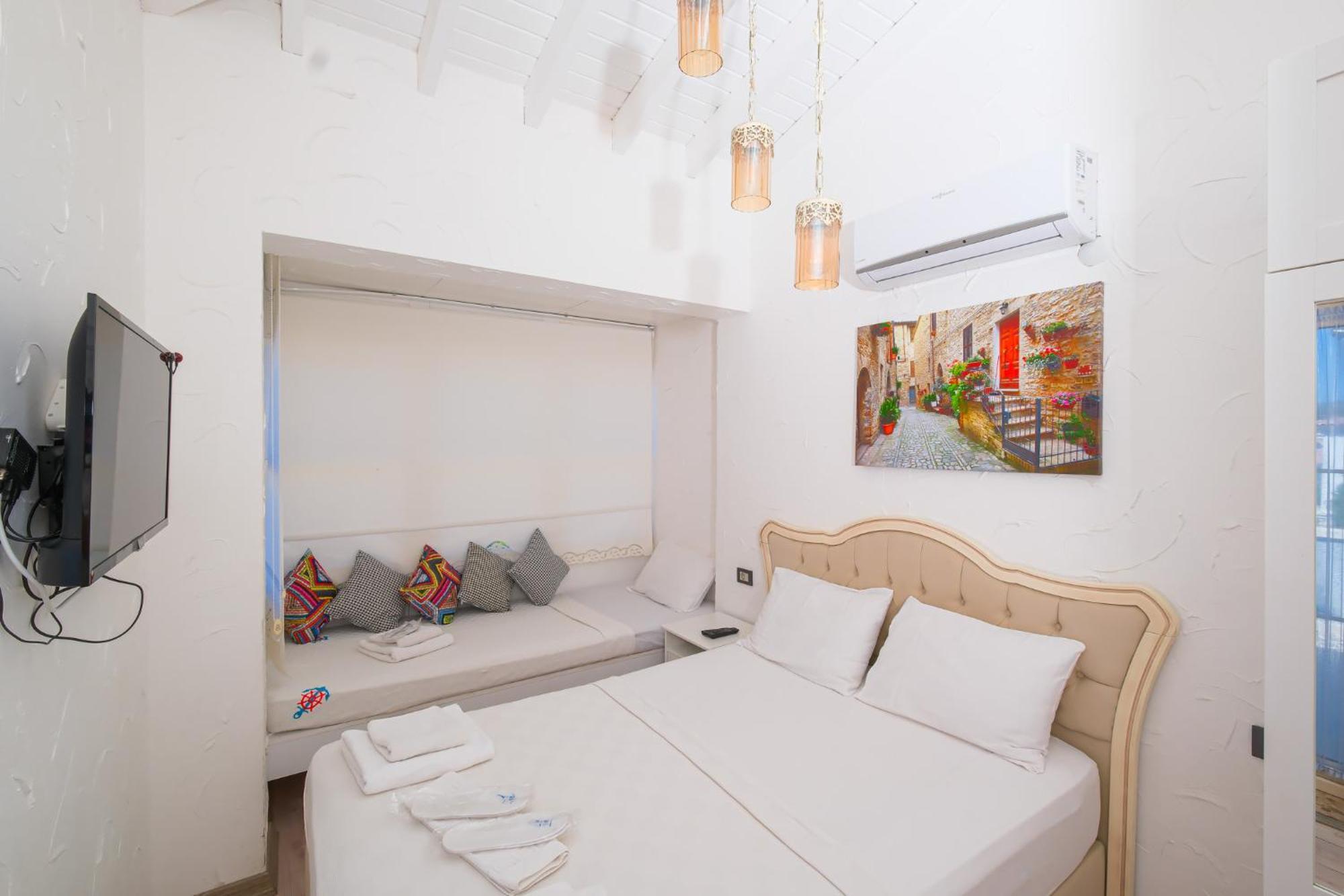 Kybele Alacati